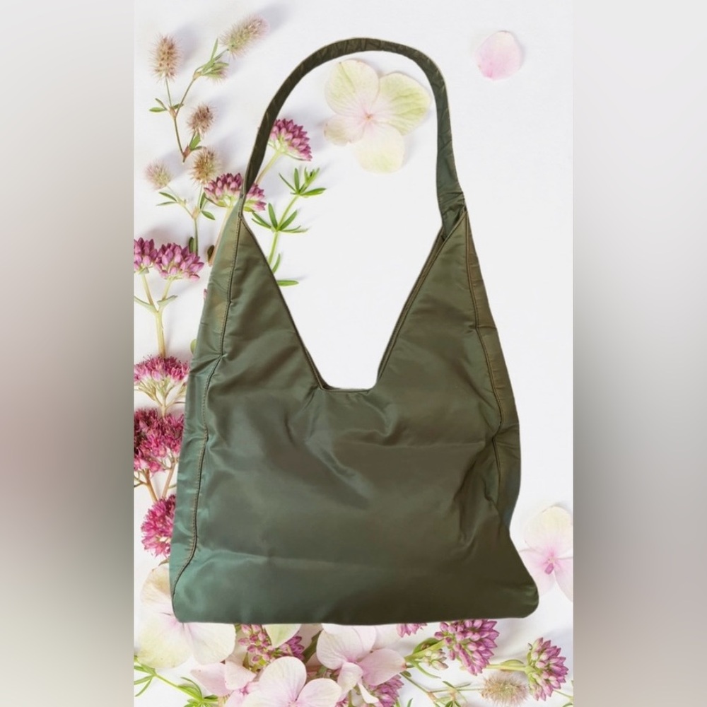 PRADA Green Tesuto Shoulder Bag BEAUTIFUL Authentic - Picture 12 of 12